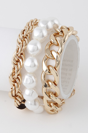 Multi Pearl N Chain Bracelet