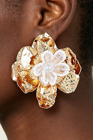 Hammered Blooming Flower Stud Earrings