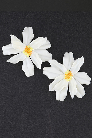 Polished Blooming Flower Stud Earrings