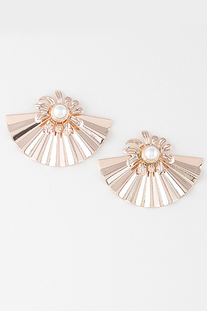 Pearl Fan earrings