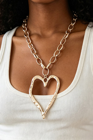 Hammered Heart Chain Necklace