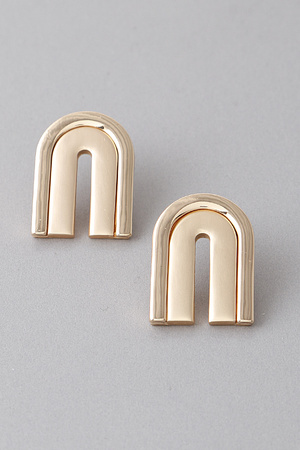 Double Layered Arch Stud Earrings