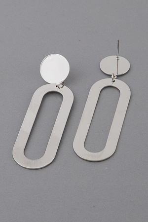Minimal Oval Earrings