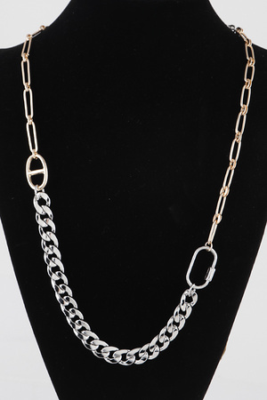 Bulk Chain Toggle Necklace