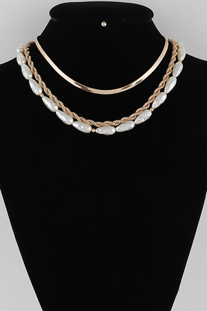 Triple Pearl N Chain Necklace