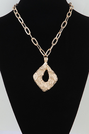 Hammered Diamond Cut Chain Necklace
