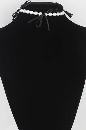 Triple Ribbon Pearl Choker Necklace