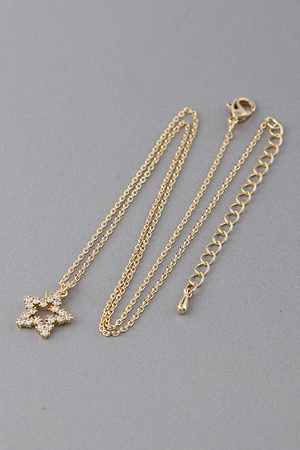 Shining Star Pendant Necklace