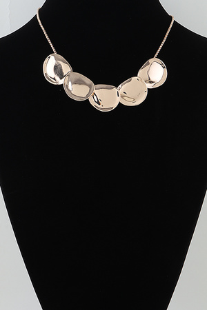 Hammered Scale Pendant Necklace