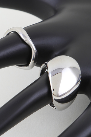 Abstract Ripple Wrap Ring