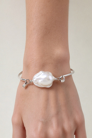Baroque Pearl Hook Bangle Bracelet