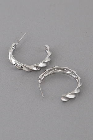 Twisted Metal Hoop Earrings