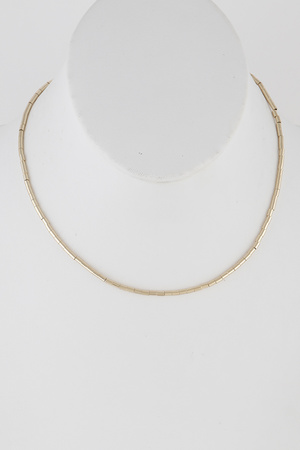 Monotone Metal Beads Necklace