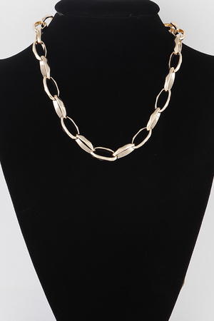 Patterned Chain Necklace