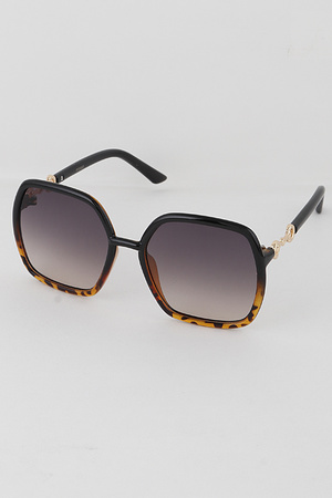 Chain Link Detailed Square Sunglasses
