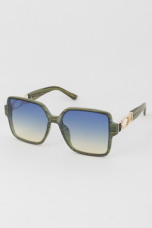 Oversized Link Chain Sunglasses