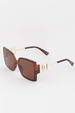 Minimal Cross D Sunglasses