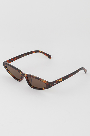 Retro Sharp Cateye Sunglasses