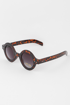 Bulky Retro Round Sunglasses