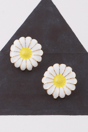 Daisy Flower Stud Earrings