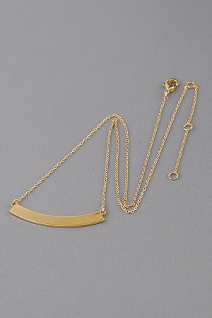 Simple Bar Pendant Necklace