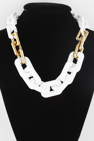 Bulky Link Chain Necklace