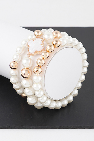 Triple Clover Beaded Bracelet