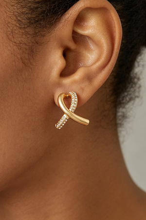Modern Twisted Loop Rhinestone Earrings