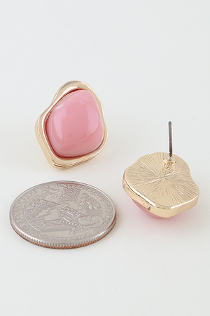 Ripple Eﬀect Stone Stud Earrings