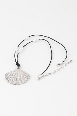 Pearled Clam Shell Necklace