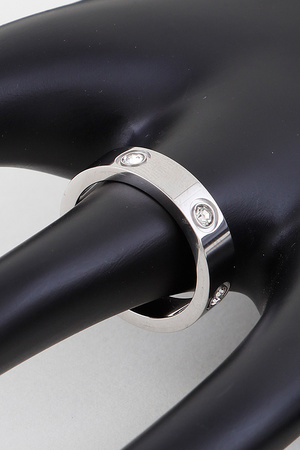 Jewel Embedded Band Ring