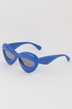 Bulky Retro Frame Sunglasses
