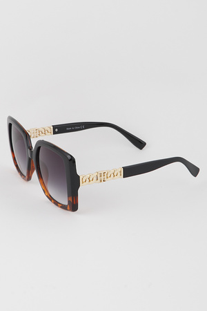Curb Chain Gradient Box Sunglasses