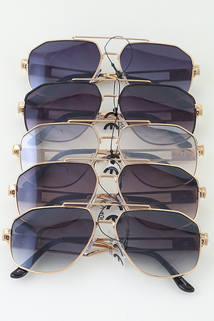 Chic Lion Emblem Aviator Sunglasses