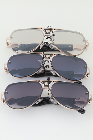 Modern Lion Emblem  Aviator Sunglasses