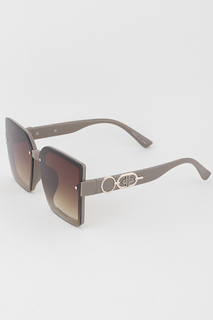 Bolted Butter fly Gradient Sunglasses