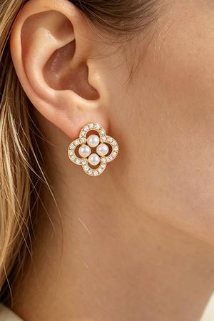 Open Pearl Beaded Clover Stud Earrings