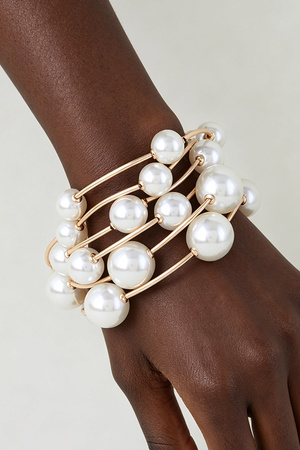 Multi Strand Faux Pearl & Gold Wire Stacking Bangle Set