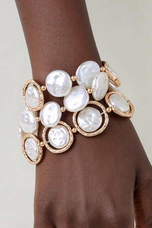 Flat Coin Pearl & Gold Frame Stretch Bracelet Set