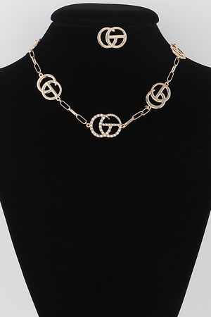 Luxury OO Chain Necklace