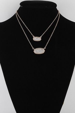 Double Layered Oval Pendant Necklace.