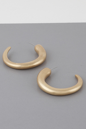 Minimal Tusk Hoop Earrings