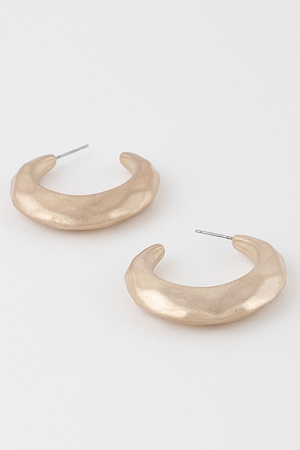 Minimal Hammered Hoop Earrings