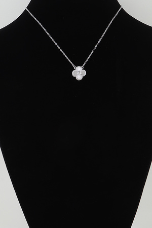Shining Clover Pendant Necklace
