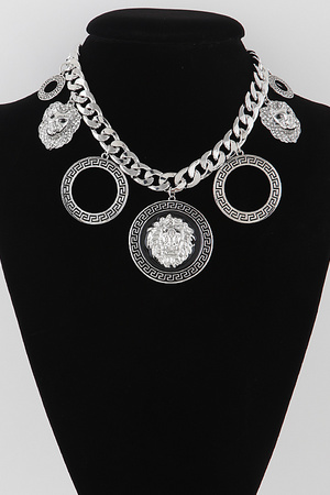 Bold Lion Emblem Chain Necklace