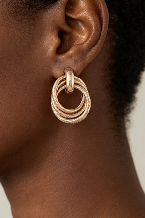 Triple Ring Snake Texture Drop Earrings
